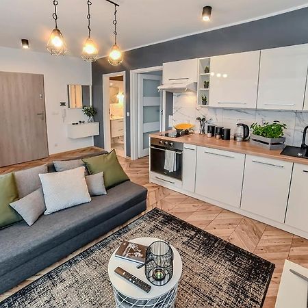 Apartamenty Swietokrzyska Лешно Екстериор снимка